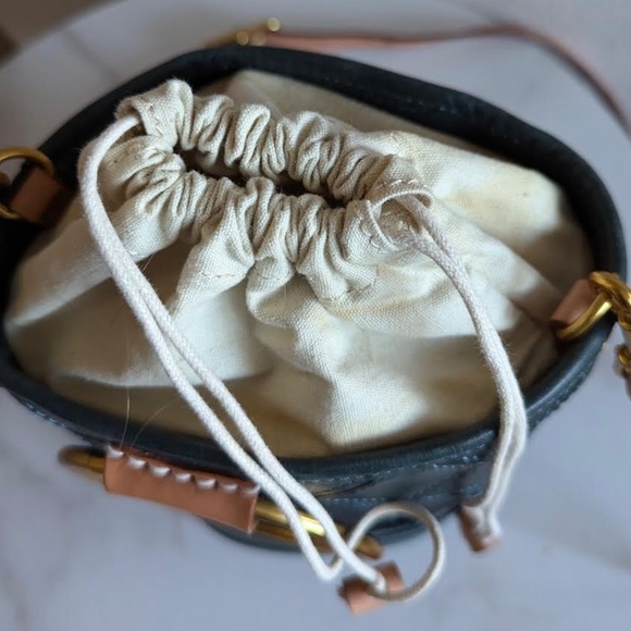 blue green leather diamond patch drawstring bucket handbag or crossbody - Picture 4 of 6